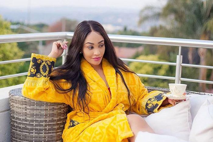 Mnikome – Zari Hassan lashes out at fan after question on her religion