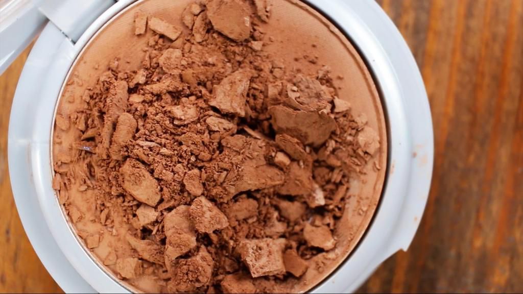 broken compact powder