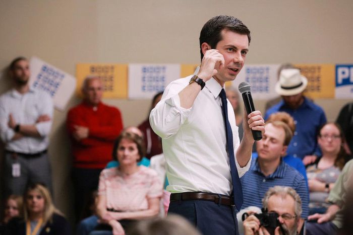 Early fundraising divides the Democratic field into haves and have-nots