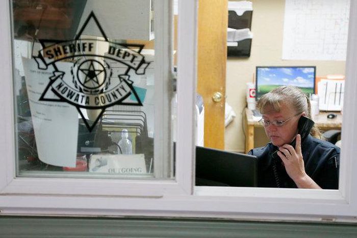 Oklahoma sheriff and deputies resign after refusing to reopen jail over safety fears