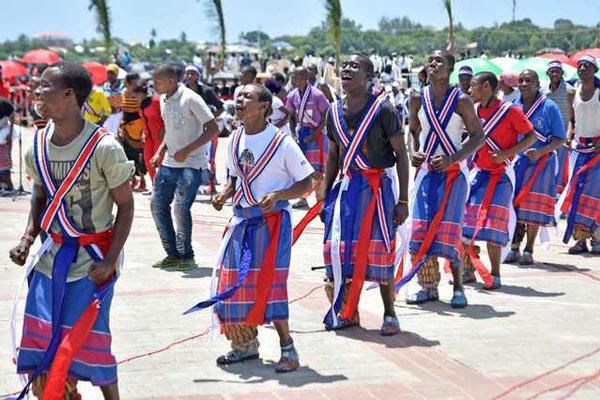 Thousands gather for Mashujaa Day celebrations where President Uhuru Kenyatta and , Raila Odinga are set to make history by presiding over a military ocean parade conducted by Kenya navy