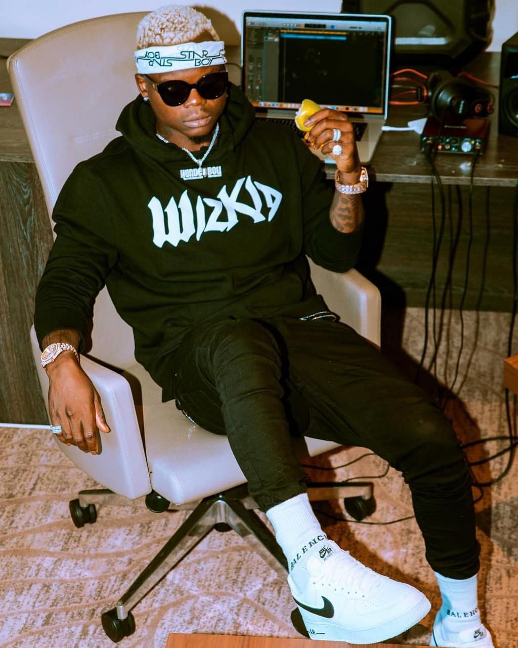 Harmonize with his new Manager Mjerumani 255