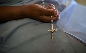 Fasting during lent [Shutterstock]