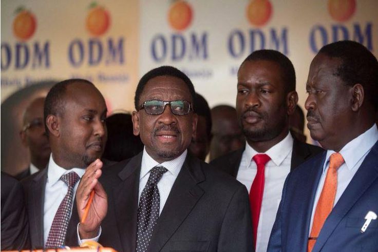 File image of James Orengo flanked by ODM party officials at a past press briefing