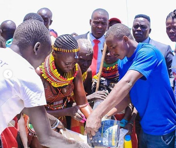 Akothee wins hearts after donating food and water to Turkana residents