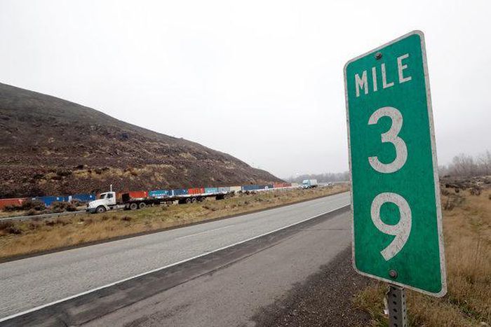 Washington state wants to stop theft of mile 420 signs. Its solution Mile 419.9