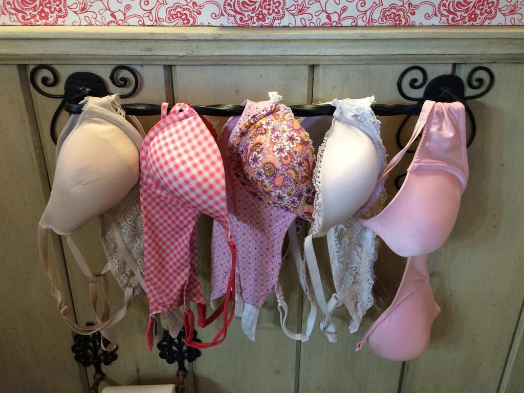 Bra hacks (beingunsettled)