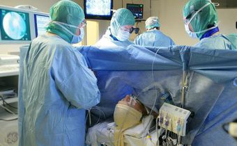 Tens of thousands of heart patients may not need open-heart surgery