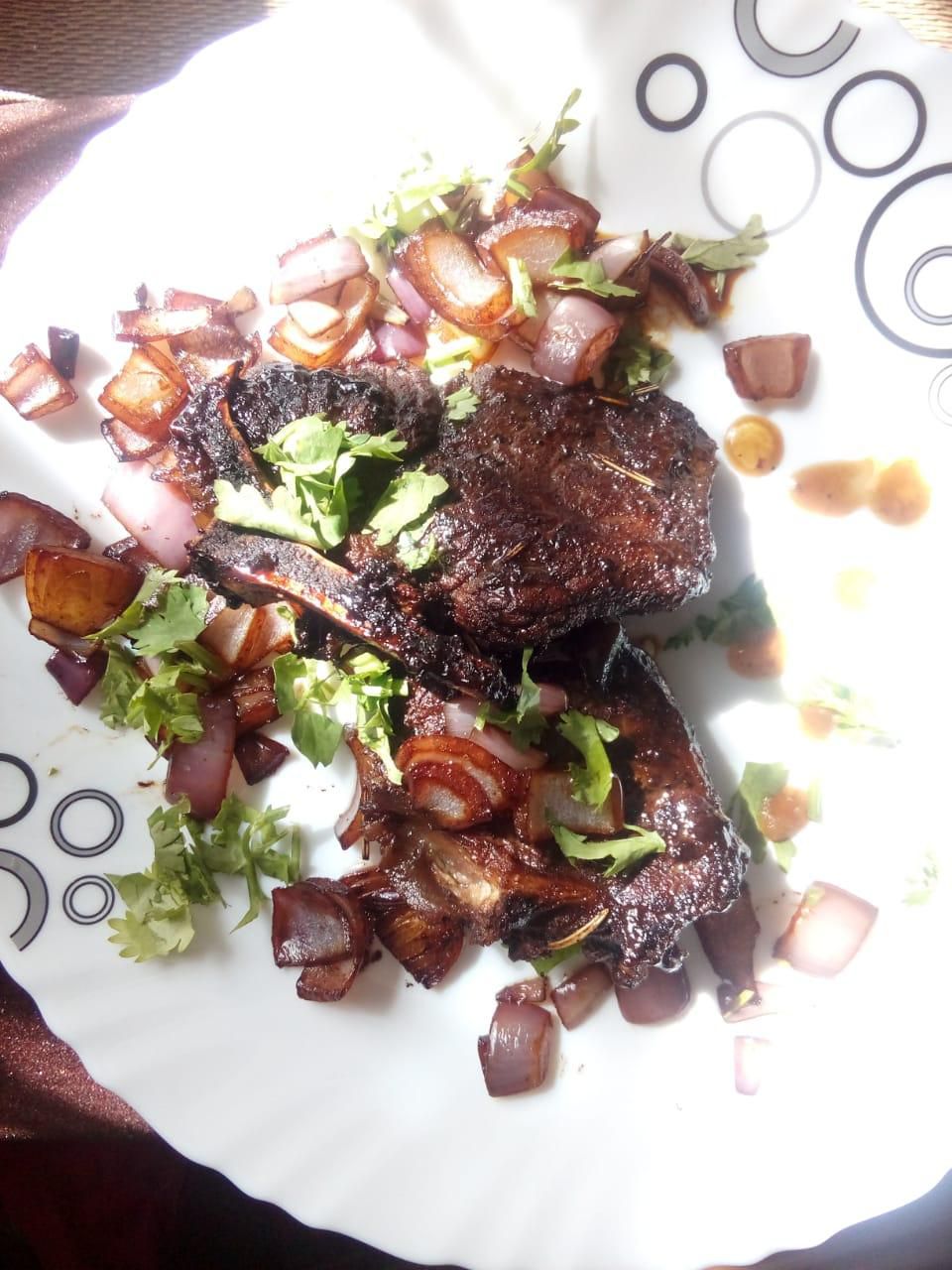 Recipe with a Pulselive Twist: Tender red wine T-bone steak