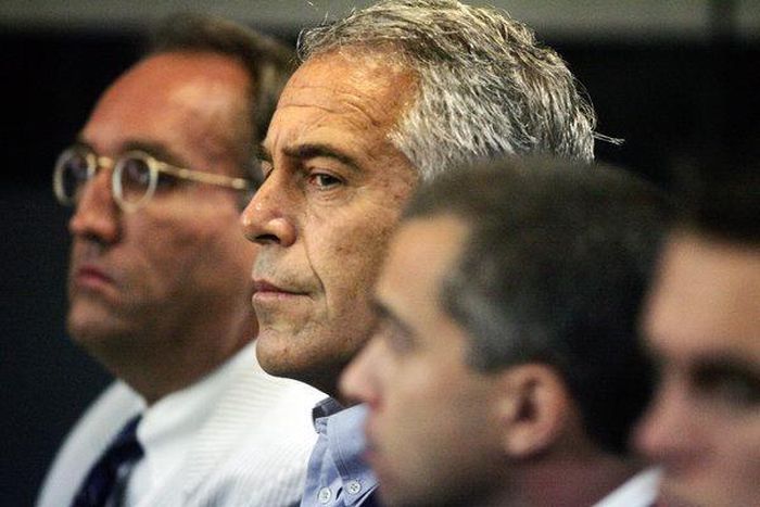 Prosecutors broke law in agreement not to prosecute Jeffrey Epstein, judge rules
