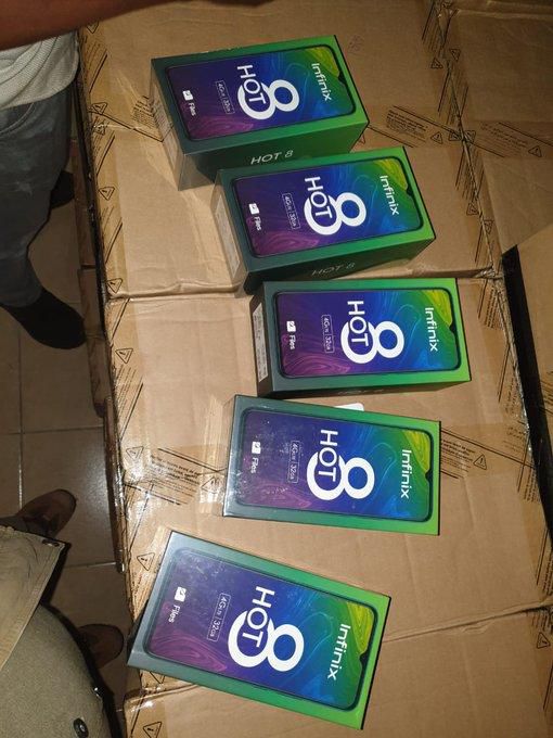 Detectives recover phones worth Sh120 million that were stolen while on transit at JKIA