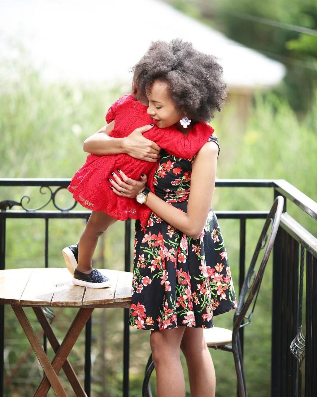 Brenda Wairimu and her daughter Amor. The two had an emotional goodbye during daughter's first day of school.