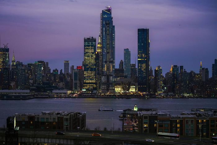 De Blasio's 'Ban' on Glass and Steel Skyscrapers Isn't a Ban at All