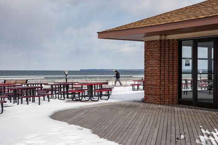 A slice of long island with plenty of shoreline