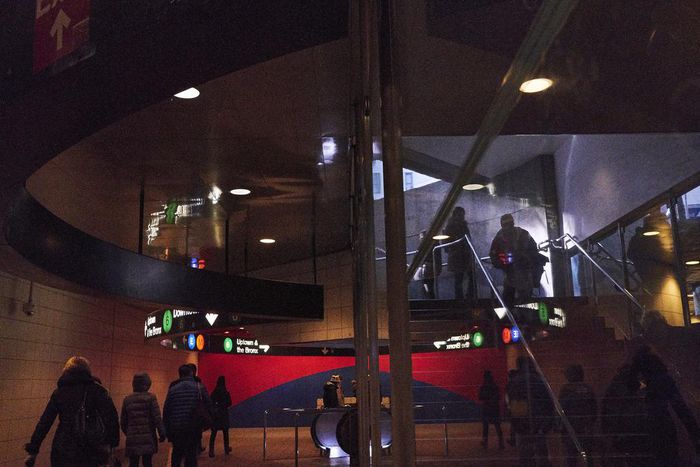 International Pickpockets Ride New York's Subway, Pilfering and Profiting