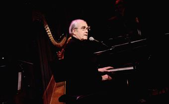 Michel Legrand, Pianist and Film Composer, Dies at 86