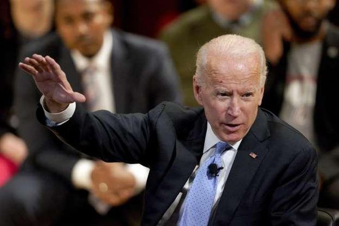 Biden and Sanders lead the 2020 field in Iowa, poll finds