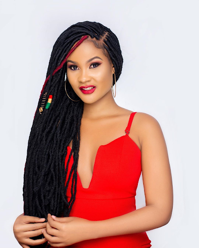 Hamisa Mobetto in Jamaican locs (Instagram)