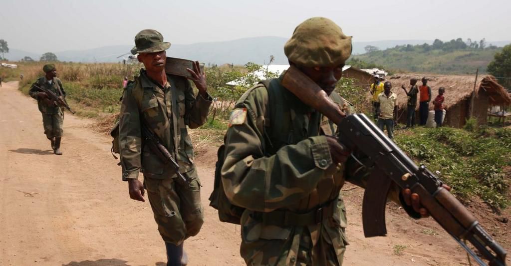 Soldiers with the Armed Forces of the Democratic Republic of the Congo (FARDC) on patrol during the Ituri conflict in 2015. Image: MONUSCO/Wikimedia Commons/CC BY-SA 2.0