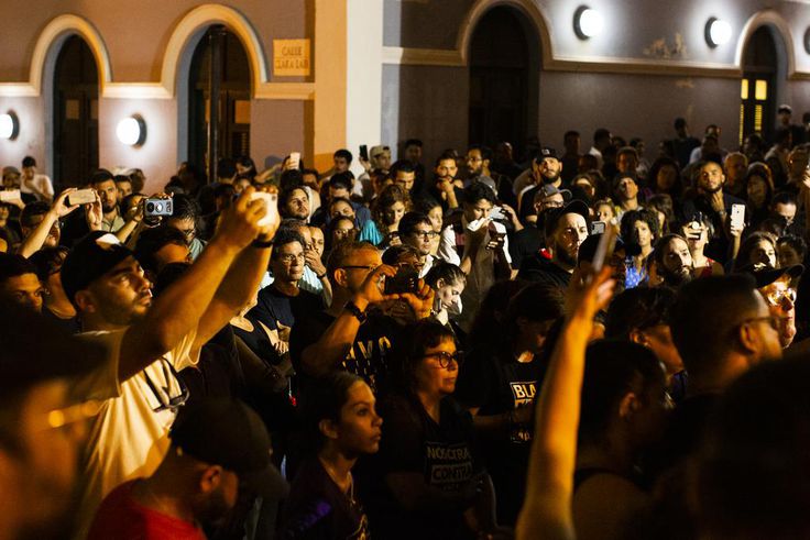 Puerto Rico Leadership in Turmoil Amid Calls for Ricardo Rosselló to Resign