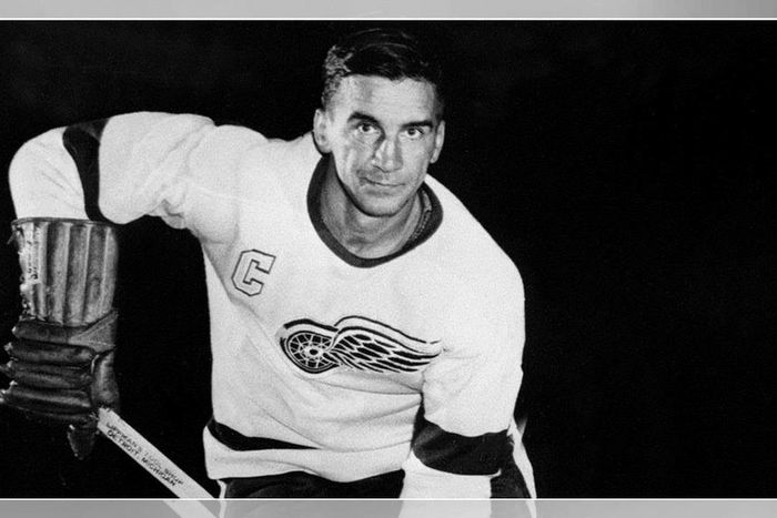 Ted Lindsay, Hall of Fame scorer who powered Red Wings, dies at 93