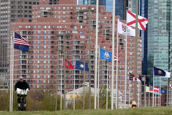 Governor says only 49 state flags may fly in New Jersey Park, one must go