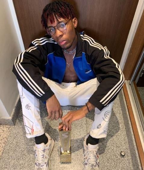 Joeboy winner of the Best pop award at Soundcity MVP Music Award Festival