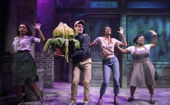 Jonathan Groff Is a Seymour at Heart
