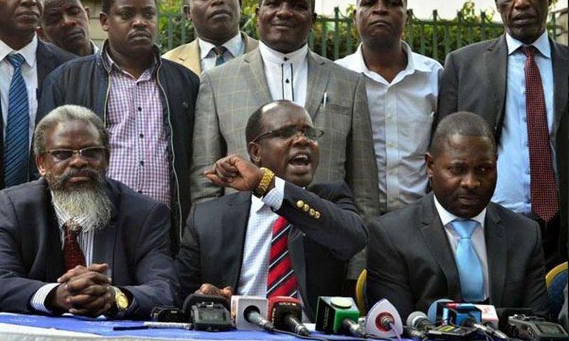 Lecturers announce strike