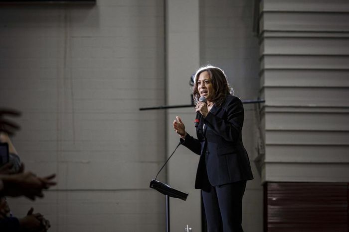 At CNN Town Halls, Sanders Backs Voting Rights for People Now in Jail