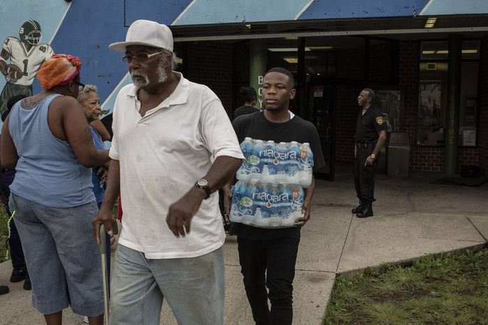 Newark Says Water Crisis Is Easing as Lead Filters Prove Mostly Effective