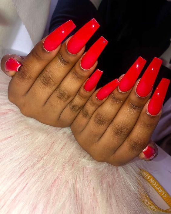 Ruby red nails for Valentine's (Pinterest)
