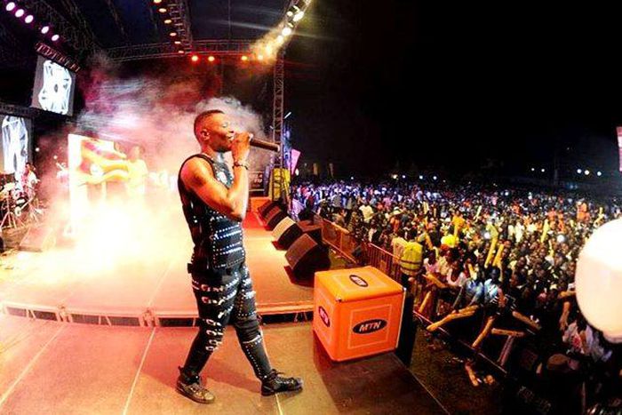 ___9193516___2018___12___12___19___Chameleone-performs-at-his-Saba-Saba-concert-on-Friday-evening