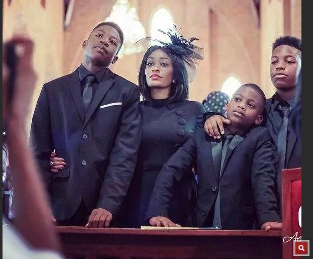 Zari and her kids at the funeral of Ivan Don