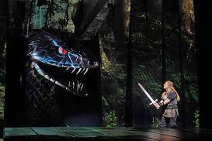 Review: In the Met's 'Siegfried,' singers transcend the staging