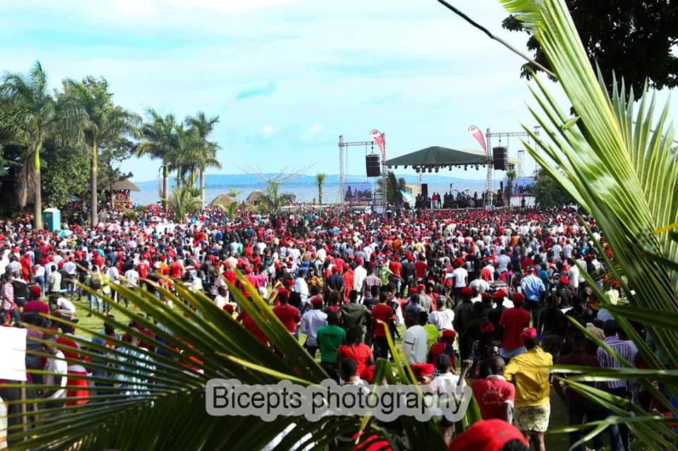 ___9094723___2018___11___12___7___45825477_10157925123728012_3359626197498593280_n