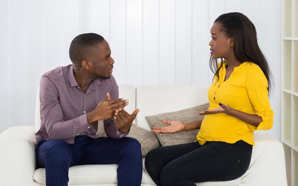 Black-Couple-Fighting(Ebony)