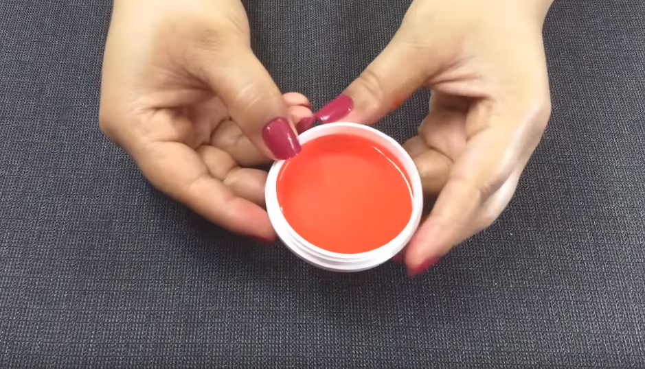 DIY lip balm (YT Natural Beauty Tips)
