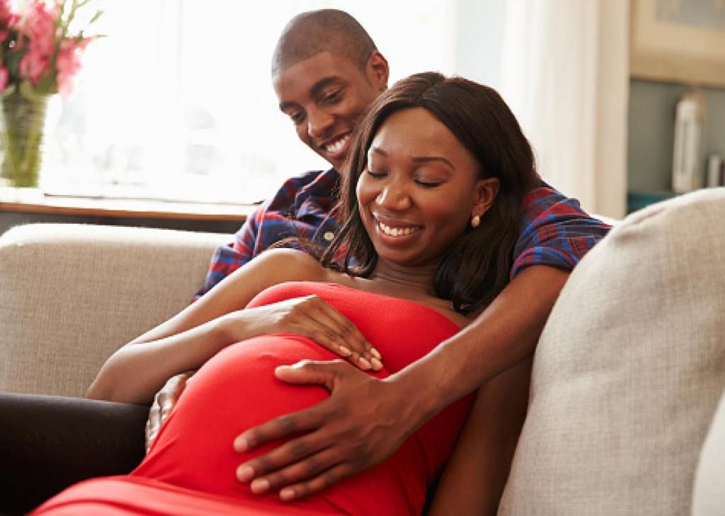 pregnant couple