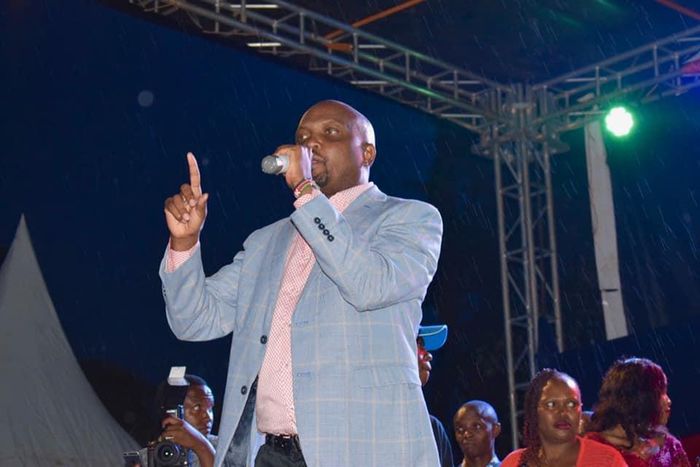 Uhuru has lost his mind after being bewitched by Raila - Moses Kuria