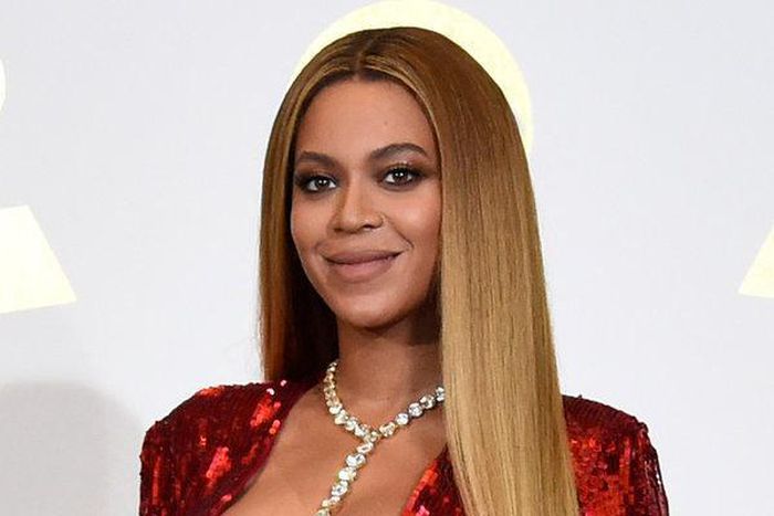 Beyoncé claims 2 top 10 spots on the Billboard Chart