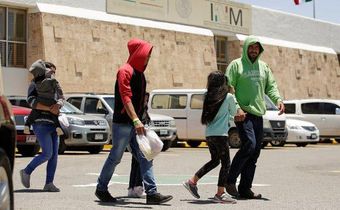Asylum officers union says Trump migration policy 'abandons' American tradition