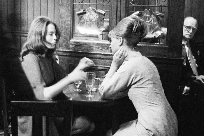 Doreen Spooner, trailblazer on Fleet Street, dies at 91