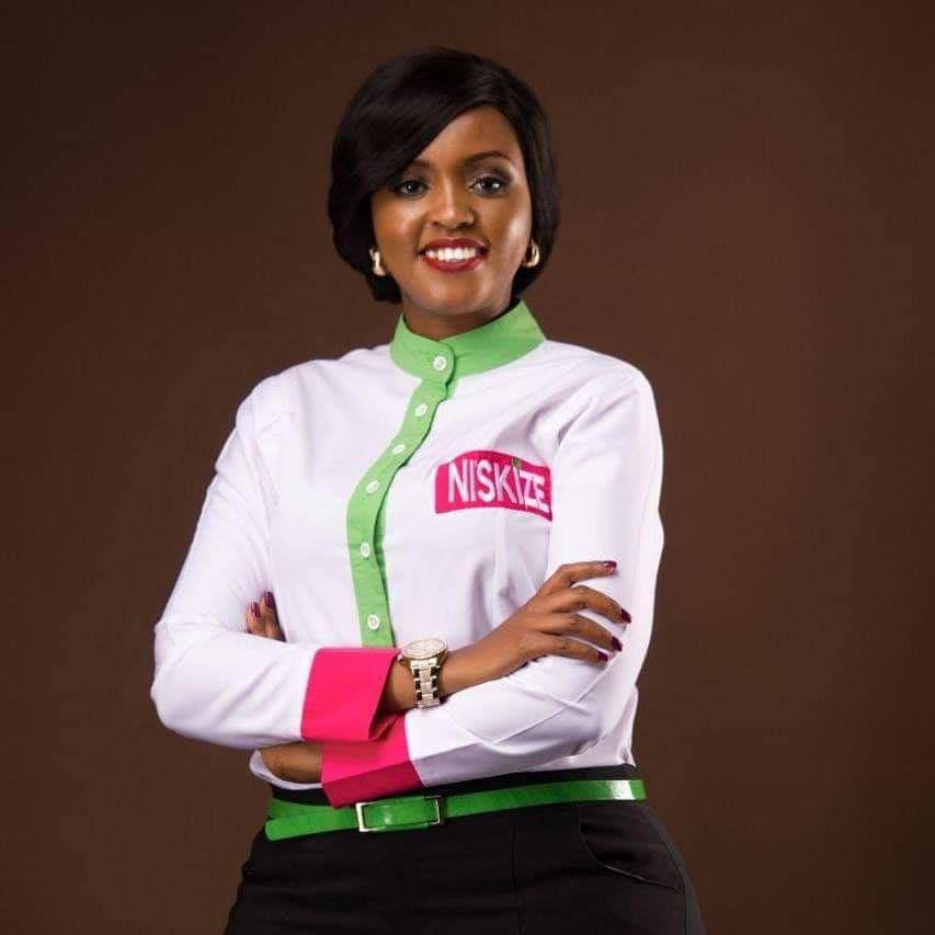 Kendi Ashitiva (Instagram)