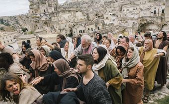 A Director Asks, Would Jesus Stand With Today's Migrants?
