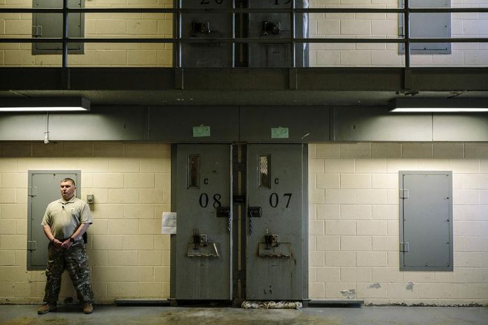 Justice Department Threatens to Sue Alabama Over Prisoner Safety