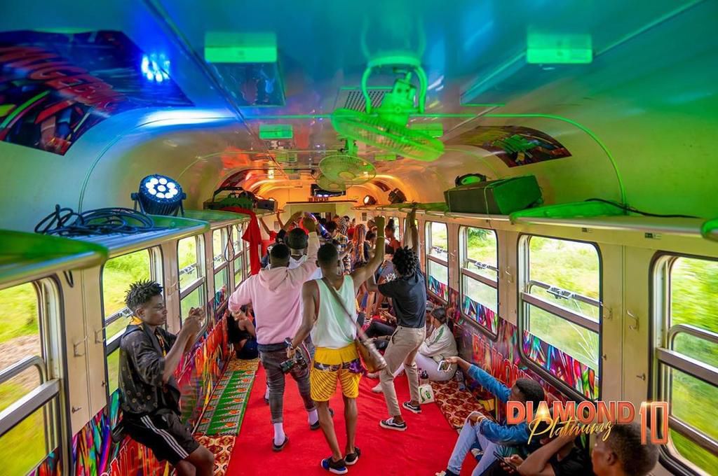 WCB President Diamond accorded a heroic welcome in his home Town Kigoma ahead of much anticipated Concert (photos)