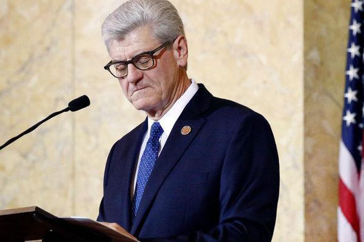 Mississippi bans abortions if heartbeat can be heard, expect a legal fight