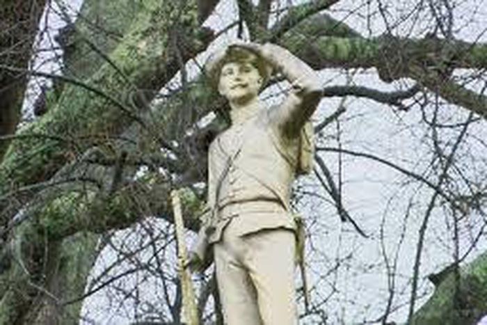 Ole Miss student government and faculty cast unanimous votes to relocate confederate statue