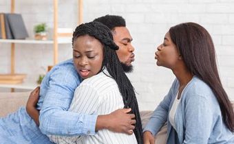 side chick (PrimeNewsGhana)